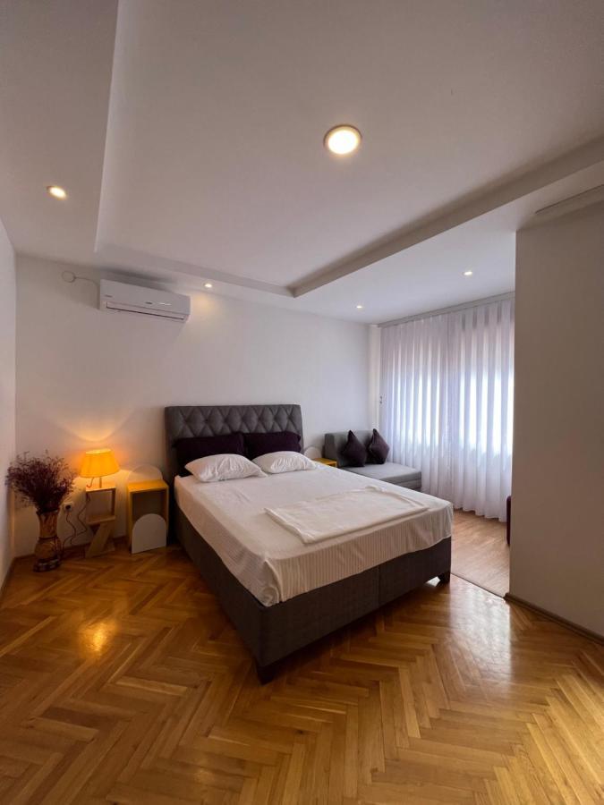 Zani Boutique Hotel プリズレン エクステリア 写真