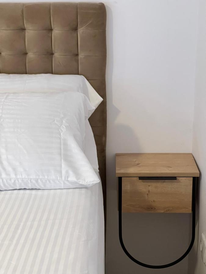 Zani Boutique Hotel プリズレン エクステリア 写真