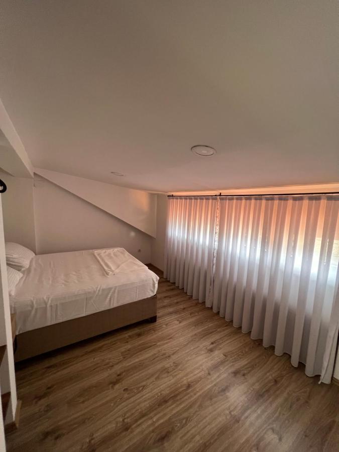 Zani Boutique Hotel プリズレン エクステリア 写真