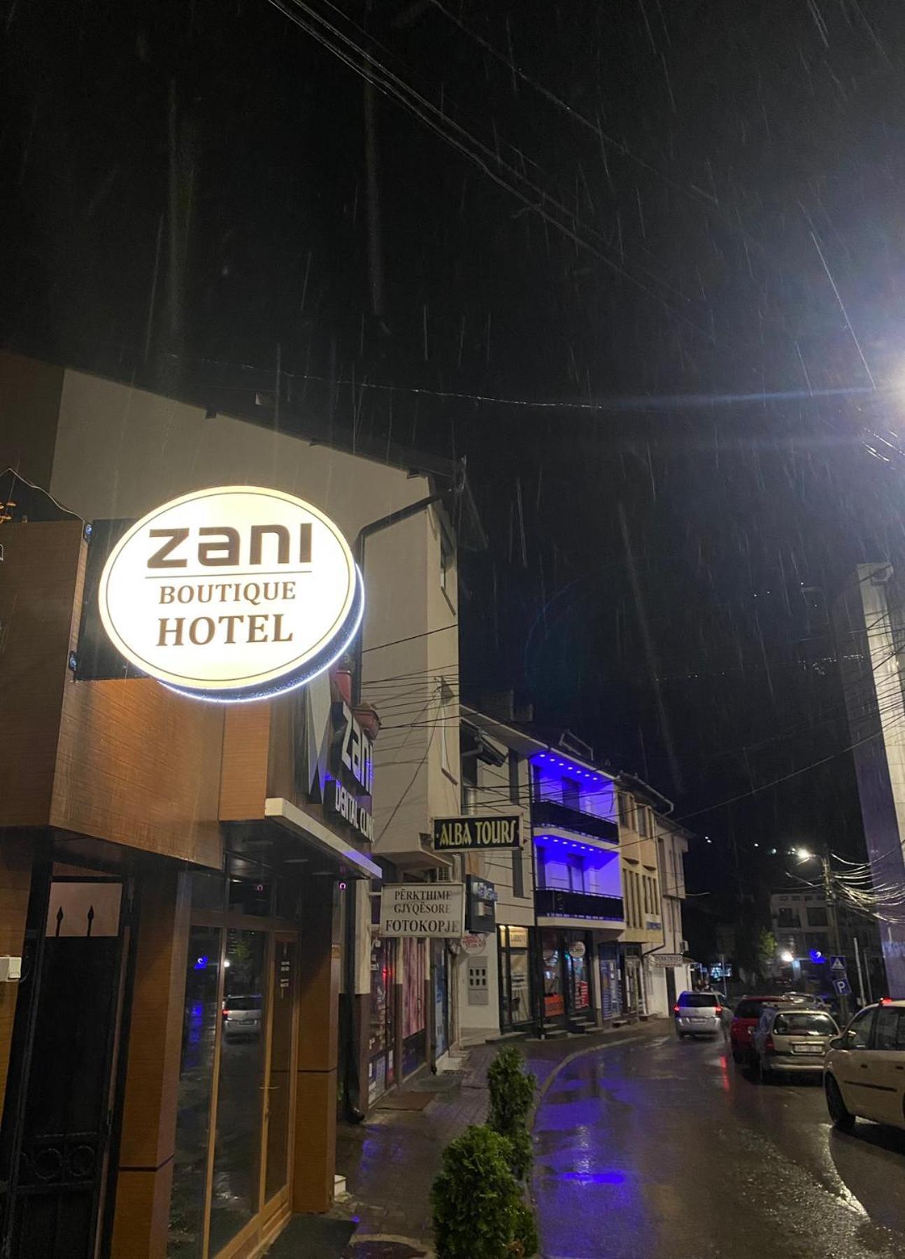 Zani Boutique Hotel プリズレン エクステリア 写真